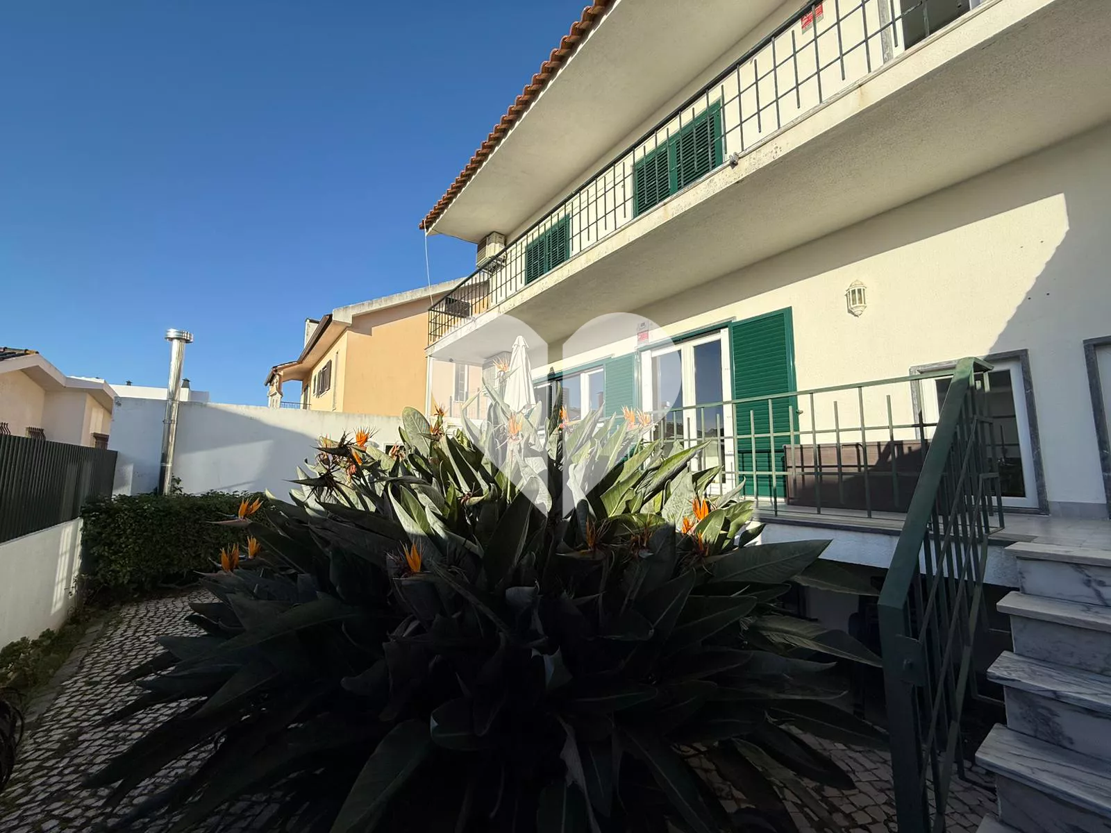 Moradia Familiar de Sonho: Conforto e Tranquilidade em Localização Privilegiada – Não Perca!